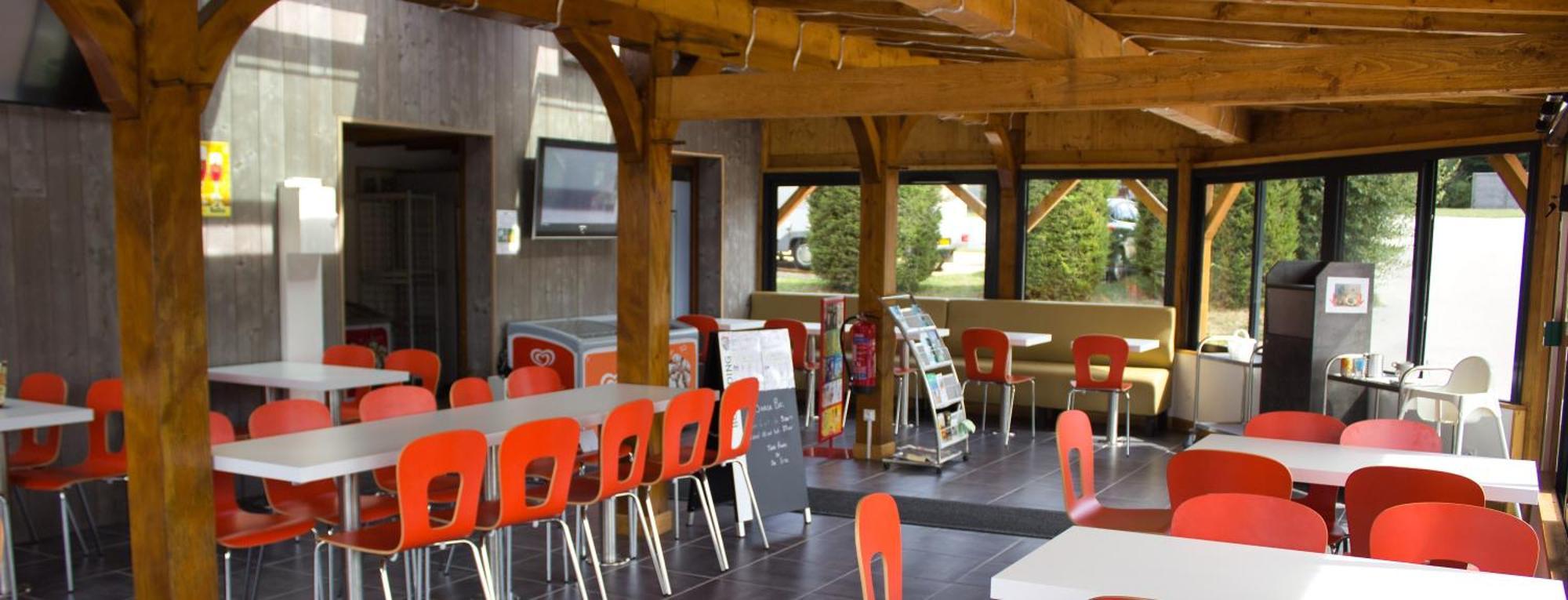 Camping Porte Des Vosges Bulgnéville Eksteriør bilde