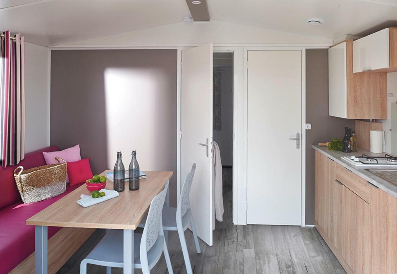 Camping Porte Des Vosges Bulgnéville Eksteriør bilde