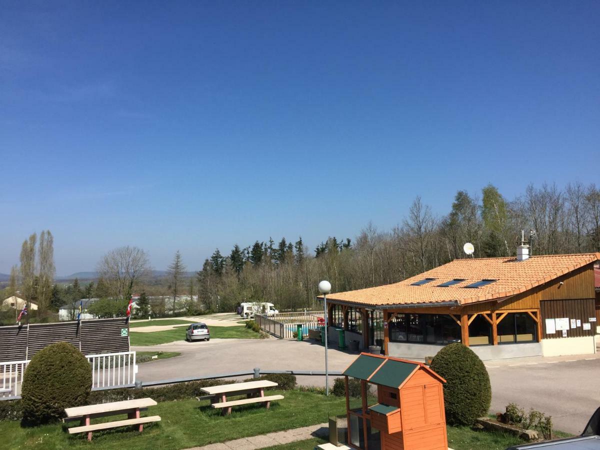 Camping Porte Des Vosges Bulgnéville Eksteriør bilde