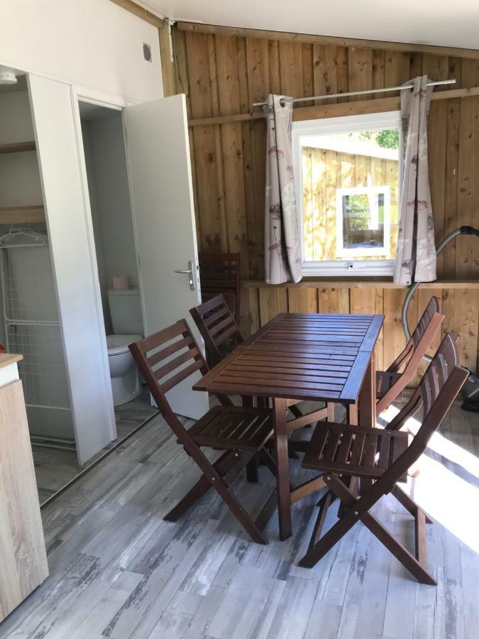 Camping Porte Des Vosges Bulgnéville Eksteriør bilde