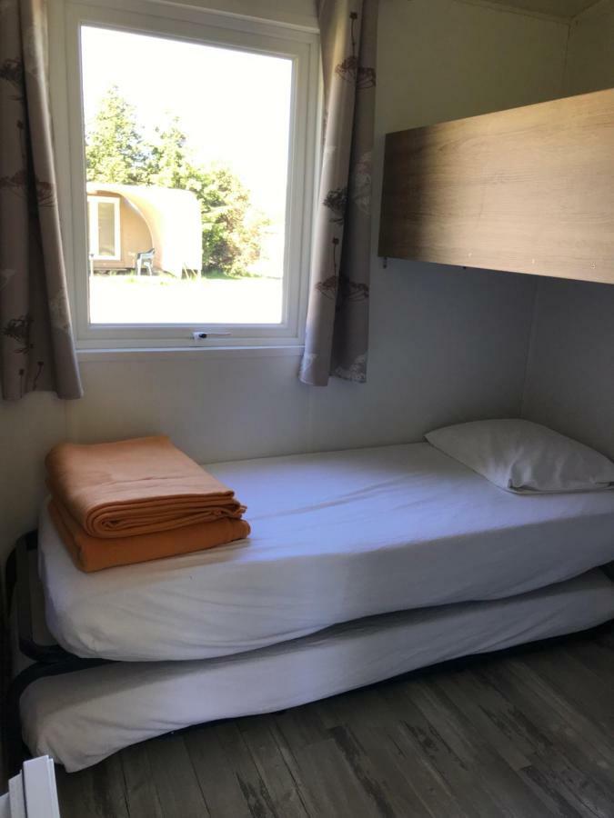 Camping Porte Des Vosges Bulgnéville Eksteriør bilde